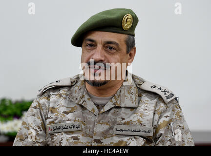 Riyadh, Saudi Arabien. 8. Dezember 2016. IMCTC Direktor General Abdulilah bin Othman Al-Salek am Sitz von der islamischen militärischen Zähler Terrorismus Koalition (IMCTC) in Riyadh, Saudi Arabien, 8. Dezember 2016 abgebildet. Foto: Rainer Jensen/Dpa/Alamy Live-Nachrichten Stockfoto