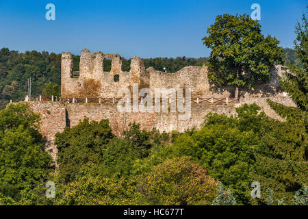 Ruinen von Devin Castle in der Nähe von Bratislava, Slowakei Stockfoto