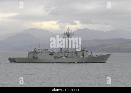 ESPS Canarias (F82), ein Santa Maria-Klasse Fregatte der spanischen Marine, Ankunft für Übung Joint Warrior 16-2. Stockfoto