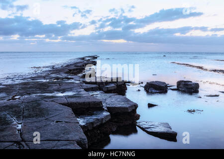 Kimmeridge Bay, Clavell Tower, Jurassic Coast, Dorset, England, UK Stockfoto