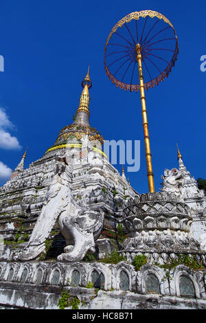 Chedi im Wat Saen Fang Tempel in Chiang Mai, Thailand Stockfoto