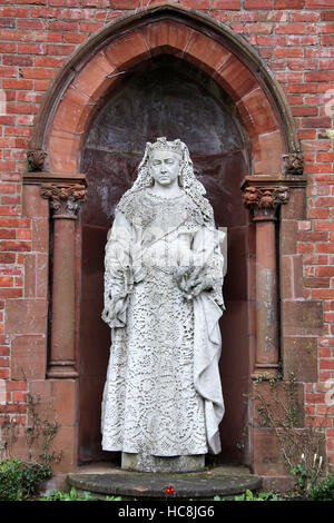 Statue der Königin Victoria auf Shankill Friedhof in Belfast Stockfoto