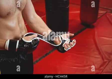 Boxer Grappling Handschuhe Stockfoto