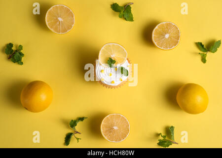 Zitronen Cupcake Stockfoto