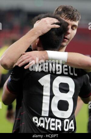 Leverkusen, Deutschland. 7. Dezember 2016. Célébration Ziel Wendell in der Champions League Gruppe E Bayer Leverkusen vs. AS Monaco im Bay Arena Leverkusen, Deutschland Stockfoto