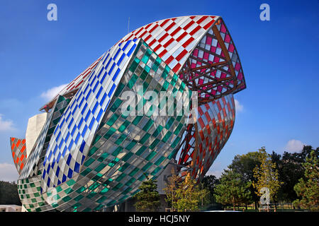 Die Louis Vuitton Foundation (Architekt Frank Gehry) in Boulonge-Wald (Bois De Boulogne), Paris, Frankreich Stockfoto