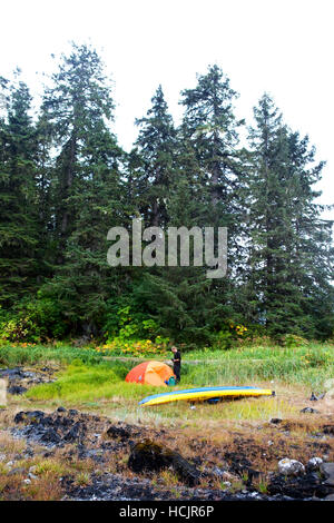 Camping am Admiralty Island, Alaska Stockfoto