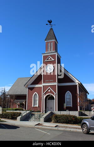 Novato Rathaus, ehemals erbaut Presbyterianische Kirche 1896 in Novato, Kalifornien Stockfoto