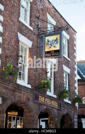 Pubsign in der historischen Stadt Chester, England, UK. Stockfoto