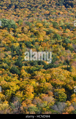 See der Wolken in Ontonagon County in der oberen Halbinsel von Michigan in den Stachelschwein-Bergen. Stockfoto