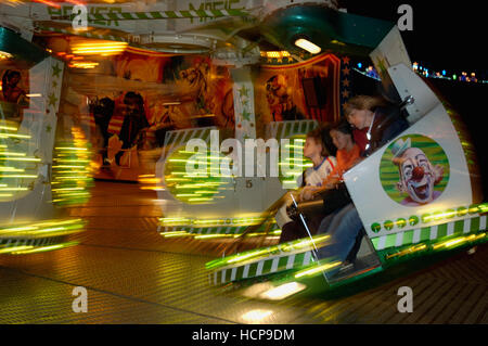 Kirmes bei Nacht, Uferahnermarkt Square, Linz, Oberösterreich, Europe Stockfoto