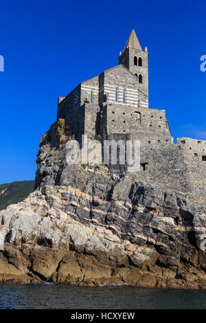 Chiesa di San Pietro, 12. Jahrhundert St. Peter Kirche, Portovenere (Porto Venere), UNESCO, Ligurien, Italien Stockfoto