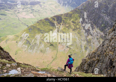 Der Blick von oben auf der Heuhaufen in der Nähe von Buttermere in The Lake District Nationalpark Lake District, Cumbria, UK Stockfoto