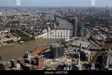 Luftaufnahme von Nine Elms Bereich der Battersea, London, England, UK Stockfoto