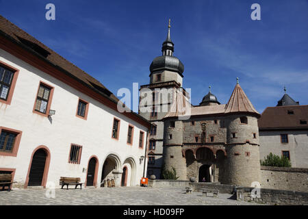 niedrigeren Scherenbergtor und Kiliansturm, Festung Marienberg, Würzburg, Franken, Bayern, Deutschland Stockfoto