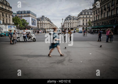 Malerische Aussicht auf die Avenue de l Oper in Paris Stockfoto