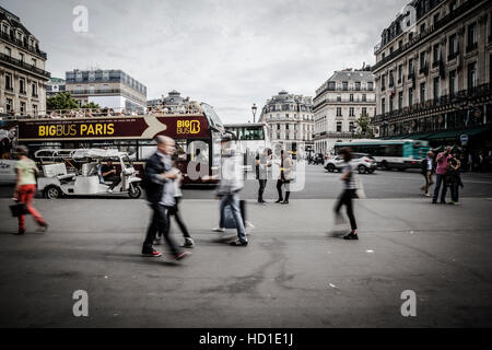 Malerische Aussicht auf die Avenue de l Oper in Paris Stockfoto