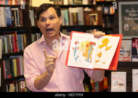 Michael Ian Black hält eine Signierstunde im Barnes &amp; Noble für sein Buch mit dem Titel "Trumpf" Featuring: Michael Ian black wo: Philadelphia, Pennsylvania, USA bei: 2. August 2016 Stockfoto