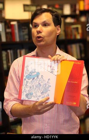 Michael Ian Black hält eine Signierstunde im Barnes &amp; Noble für sein Buch mit dem Titel "Trumpf" Featuring: Michael Ian black wo: Philadelphia, Pennsylvania, USA bei: 2. August 2016 Stockfoto