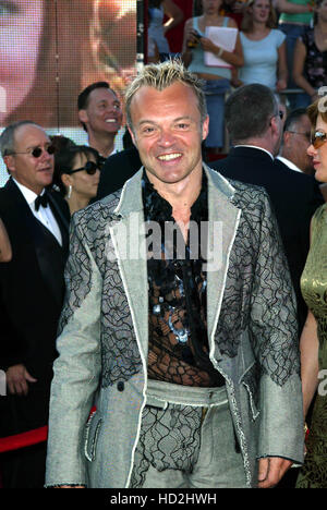 Graham Norton auf dem roten Teppich bei der 55. Annual Primetime Emmy Awards statt im Shrine Auditorium in Los Angeles am Sonntag, 21. September 2003. Francis Specker Stockfoto