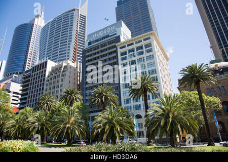 Bürogebäude, einschließlich Aurora RBS und Chifley Turm an der Macquarie Street in Sydney, New South Wales, Australien Stockfoto