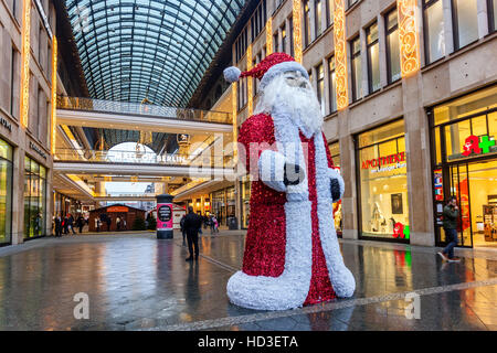 Berlin Shopping, Weihnachten am Mall von Berlin, Berlin, Deutschland Stockfoto