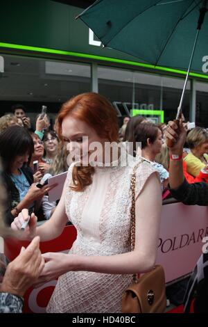 Eleanor Tomlinson das Vorschau-Screening für die zweite Staffel der BBC-Drama "Poldark", gehalten am White River Kino in St Austell, Cornwall besuchen.  Mitwirkende: Eleanor Tomlinson Where: St Austell, Cornwall, Großbritannien wenn: 04 Sep 2016 Stockfoto