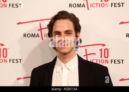 Roma, Italien. 9. Dezember 2016. Italienische Schauspieler Alessandro Sperduti während der roten Teppich der Anglo-Italian Fiktion "I Medici". © Matteo Nardone/Pacific Press/Alamy Live-Nachrichten Stockfoto