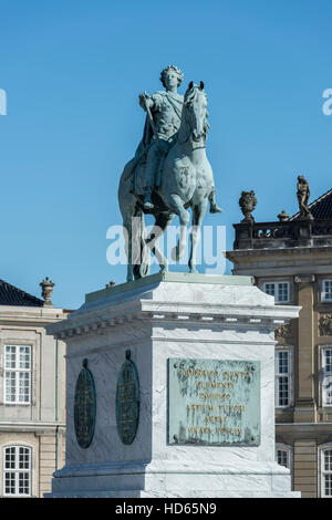 Statue von König Frederick V, 1723-1766, Palais, Kopenhagen, Dänemark Stockfoto