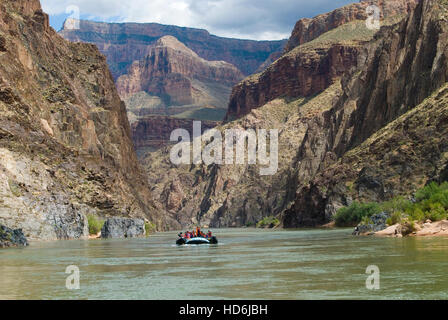 Rafting auf dem Colorado River im Grand Canyon, Grand Canyon National Park, Arizona, USA. Stockfoto