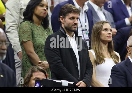 2016 US Open Tennis Championships - Herren Finale mit: Hillary Swank, Ruben Torres Where: New York, Vereinigte Staaten von Amerika bei: 12 September 2016 Stockfoto