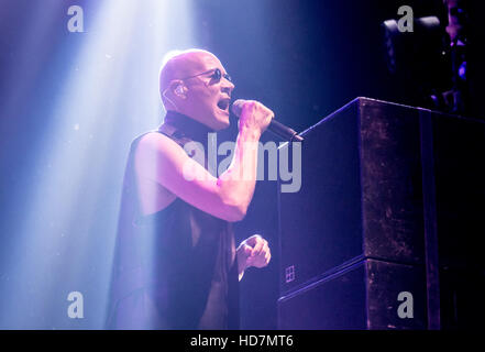 The Human League beim Bestival Featuring: The Human League, Philip Oakey Where: Newport Isle Of Wight, Großbritannien: 11 September 2016 Stockfoto