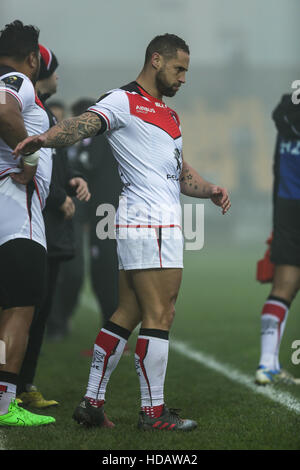 Parma, Italien. 10. Dezember 2016. Stade Toulousain Fly Hälfte Luke McAlister am Ende des Spiels gegen Zebre in EPCR Champions Cup © Massimiliano Carnabuci/Alamy Nachrichten Stockfoto