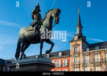 Felipe III-Statue auf der Plaza Mayor, Madrid, Spanien Stockfoto