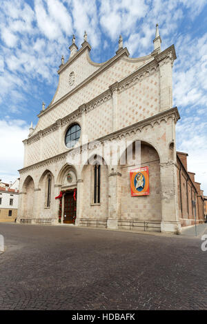 Dom in Vicenza die Westfassade, Italien. Stockfoto