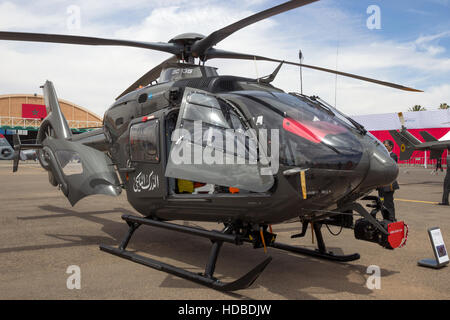 Königliche marokkanische Gendarmerie Eurocopter EC135T2 Hubschrauber auf dem Display an der Marrakesch Air Show 2016 Stockfoto