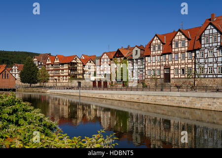 Fachwerkhäuser der Altstadt am Fluss Fulda in Hann. Münden, Weserbergland, Niedersachsen, Deutschland Stockfoto