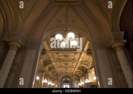 Wiener Staatsoper, Foyer Decke, Wien, Österreich Stockfoto