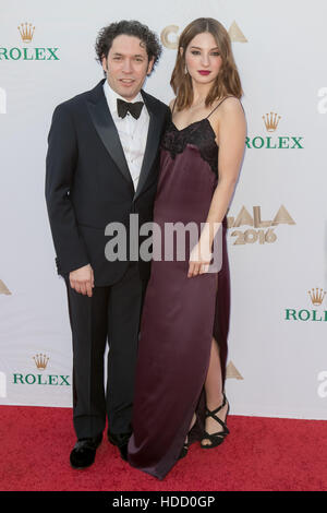 Los Angeles Philharmonic 2016/17 Opening Night Gala: Gershwin und the Jazz Age bei Walt Disney Concert Hall mit: Gustavo Dudamel wo: Los Angeles, California, Vereinigte Staaten von Amerika bei: 27 September 2016 Stockfoto