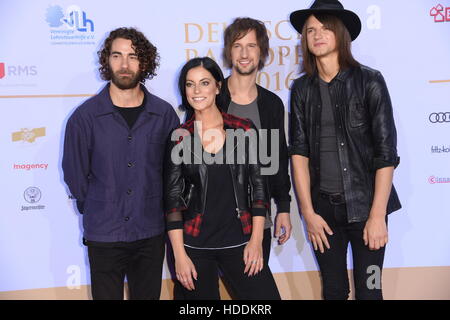 Deutscher Radiopreis 2016 (German Radio Award 2016) um Schuppen 52 - Ankünfte Featuring: Silbermond wo: Hamburg, Deutschland: 6. Oktober 2016 Stockfoto