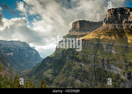 Ordesa y Monte Perdido Nationalpark, Huesca, Aragon, Spanien, Pyrenäen. Stockfoto