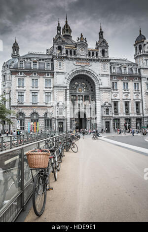 Hauptbahnhof Antwerpen in Belgien Stockfoto