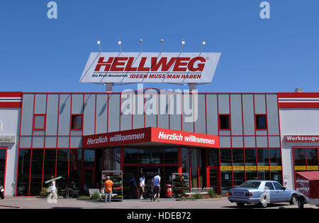 Hellweg Baumarkt, An der Ostbahn, Friedrichshain, Berlin, Deutschland Stockfoto