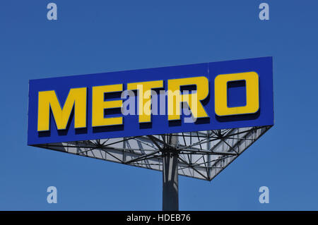 U-Bahn, An der Ostbahn, Friedrichshain, Berlin, Deutschland Stockfoto