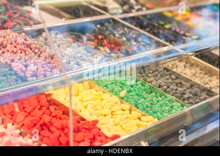 Candy Süßigkeiten Jelly in bunten Display-Shop. Selektiven Fokus Stockfoto