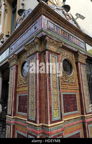 Famous Crown Bar Fliesen, Gt Victoria St, Belfast Stockfoto