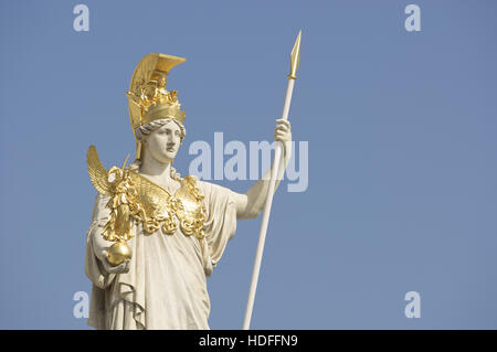 Statue der Pallas Athene, Göttin der Weisheit, Parlament in Wien, Österreich, Europa Stockfoto