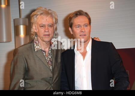 Hamburg, Deutschland. 10. Dezember 2016. Bob Geldof zu Gast in der deutschen Talkshow "DAS!" auf 10.12.2016 | Nutzung weltweit © Dpa/Alamy Live-Nachrichten Stockfoto