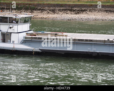 Vergänglichkeit et Orate (Schiff, 1964) ENI 02323842 auf dem Rhein bei Sankt Goarhausen pic3 Stockfoto