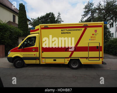 Mercedes Rettungsdienst Bremen Einheit 91 83-1 pic2 Stockfoto